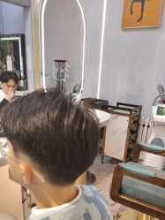 -东方美妍小鹏造型