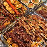 想把这家摊摊烧烤安利给全重庆 烤郡花巨好吃‼️