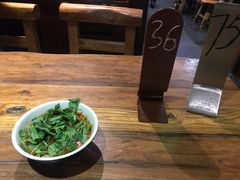 -万记麻辣烫国展总店