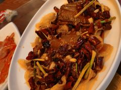 -郑东靓靓虾馆·金牌油焖大虾(天泽街店)