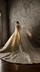 -雪中彩影婚纱摄影·微光艺术中心