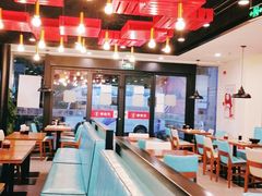 大堂-李先生牛肉面大王(上海站南广场店)