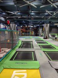 -反弹蹦床公园·亲子乐园·团建·派对(尚品奥莱店)