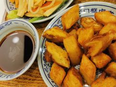 老北京炸咯吱-门框胡同百年卤煮(新街口店)