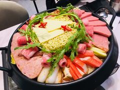 肥牛部队锅-博姆炸鸡精品餐厅(常发广场店)