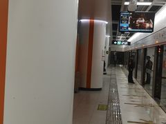 -靖江路(地铁站)