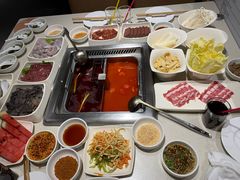 -海底捞火锅鲜切牛肉主题店(长寿路店)