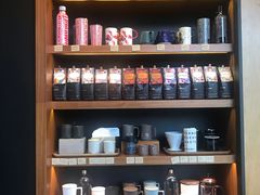 零售区-星巴克臻选(广州白云万达1层店)