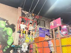-极限Jump蹦床·新潮玩运动世界·室内乐园·团建·派对中心