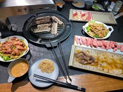 -七甲山烤肉(长白山奇石山珍根艺一条街店)