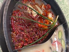 -肖婷姐大铁锅重庆火锅(南湖店)