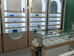 -无界眼镜MaxLess(南翔印象城店)