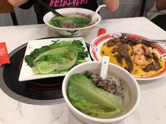 至尊滑蛋三拼捞出前一丁-有章牛杂(石厦店)