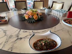 -有红鸡毛店·川菜(建设路店)