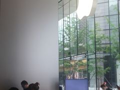 -Apple零售店(华贸购物中心店)