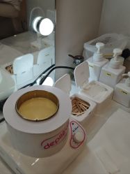 -Wax Brow蜜蜡脱毛美甲美睫眉吧