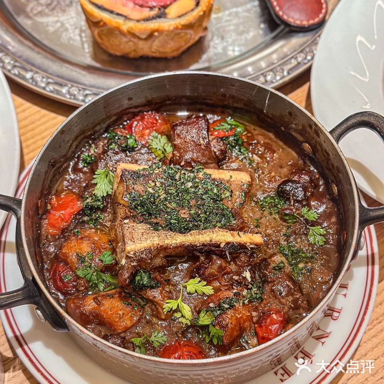 氛围感十足的南法小酒馆!!就在万象天地!!