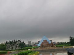 -上海市龙华烈士陵园