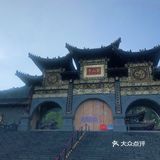 灵山寺 一座藏在深山里的寺庙
