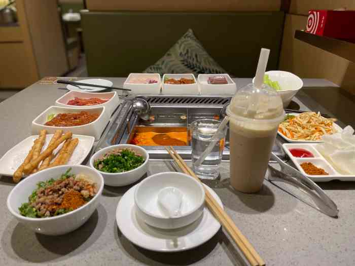 海底捞火锅(摩天活力城店)-"经常来海底捞和姐妹们聚会,现在想到火锅