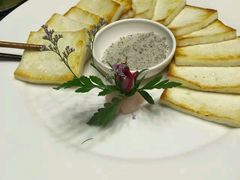 -云海肴·汽锅鸡·云南菜(天山百盛优客店)