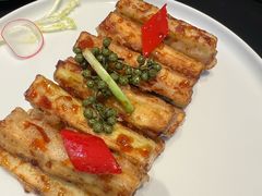 -铜锣湾·有麝自然香(渝北财富中心店)