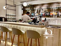 -théATRE 茶聚场(王府中環店)