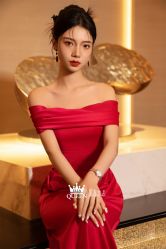 点击看大图 -艾拉·女王婚纱礼服馆