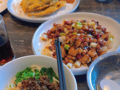 -咪咪川菜(长乐西路店)