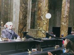 -九又四分之三站台哈利波特商店