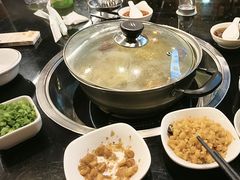 -丫丫汤膳打边炉(宏府408坊店)