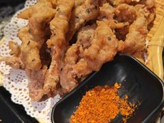 -老牌坊云南鱼豆花火锅(哈西万达店)