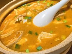 -东口码头·烧鸽子·鱼头泡饼·地方菜(金鹰悦城店)