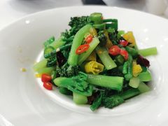 凉拌西兰苔-红菜坊·烤鸭·川鲁宴(石园店)