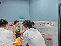 -巴汗羊肉串烧烤店
