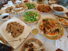 -鸿宾楼(展览馆路店)