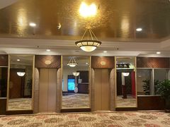 -上海新锦江大酒店