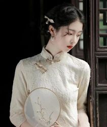 -租旗袍租礼服馆