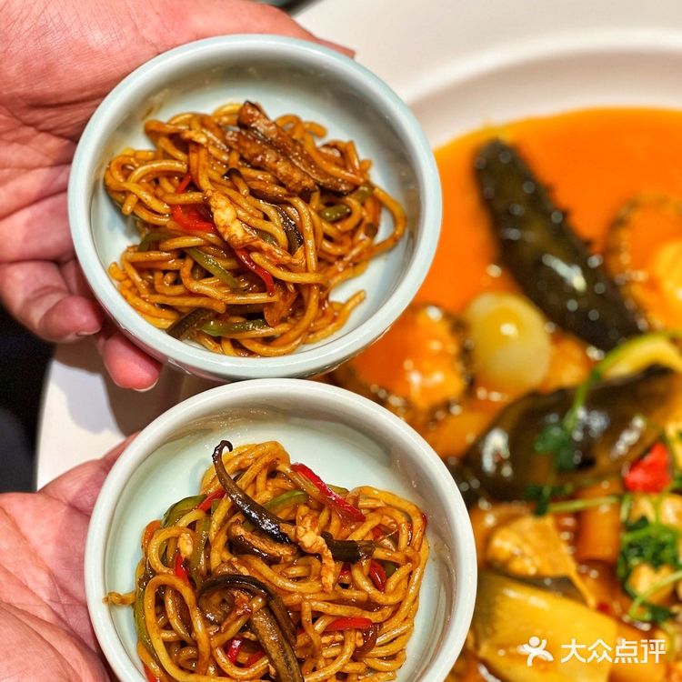 帝都人气榜单必须有肆月河豚的一席之位