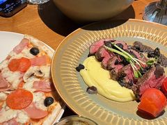 -JINNS锦时 steak&pizza(浸信会礼拜堂旧址店)