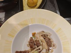 -牛YO寿喜烧·铁板烧和牛火锅自助(市府恒隆店)