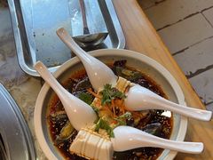 -锅老头海鲜铁锅炖