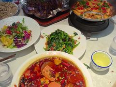 -闫水饺大酒楼·北京老闫靓马饺子馆