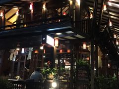 -Dash Teak House