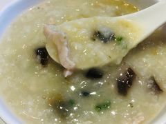 皮蛋瘦肉粥-嘉和一品粥(津华昌道店)