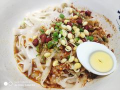 经典油泼面-黎一碗大碗手工面(城市立方店)