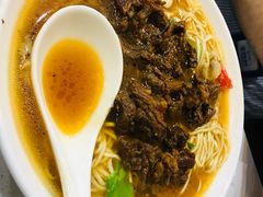 半斤半肉牛肉面-二扁私房面馆(崂山路店)