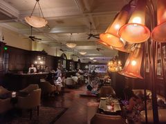 -LONG BAR 廊吧(外滩华尔道夫酒店)