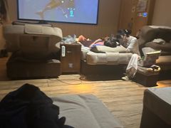 -新盈光·云会所(百丈东路店)