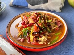 -拾光音乐餐酒吧(告庄星光夜市店)